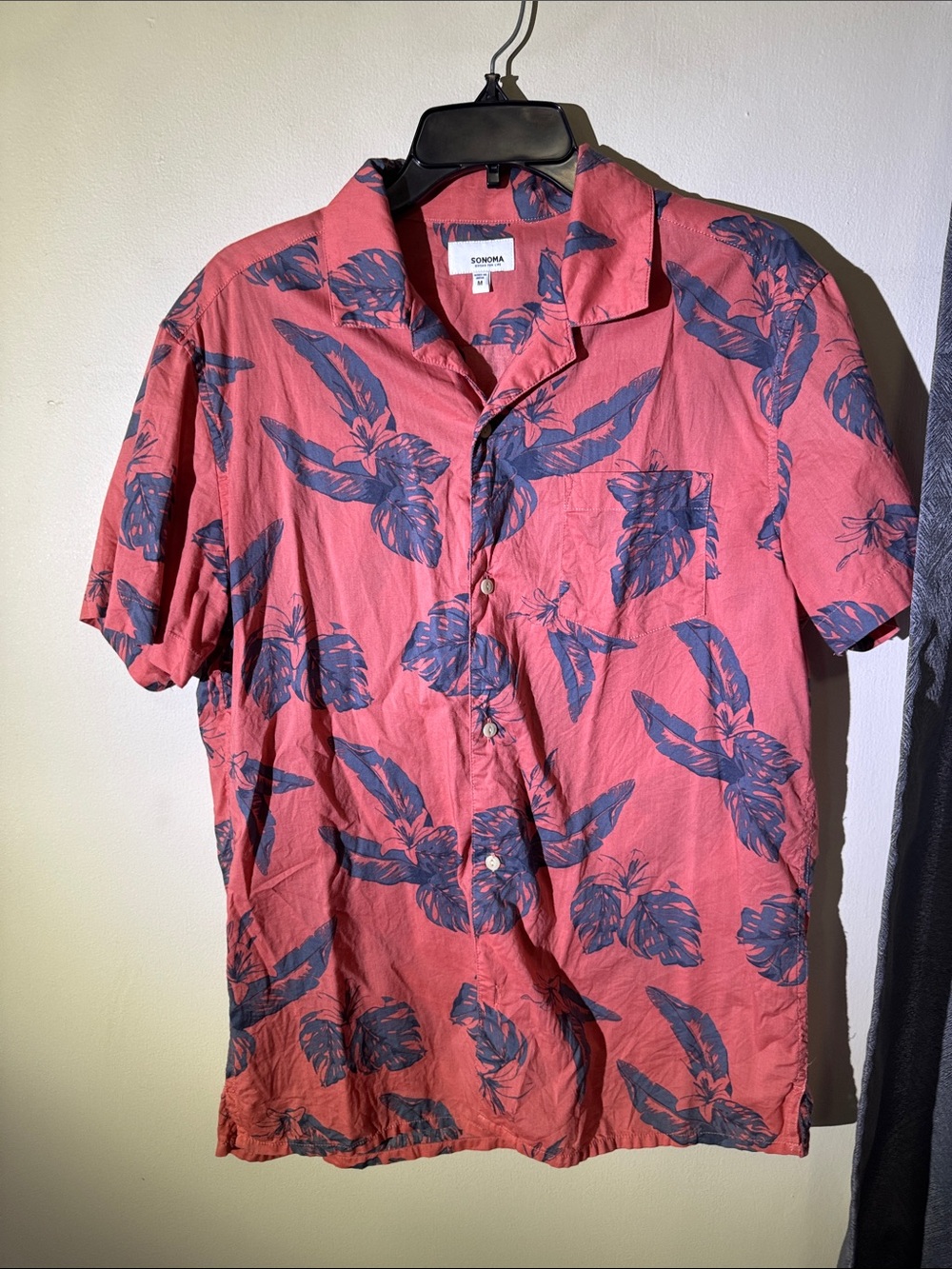Sonoma Coral Short-Sleeve Camp Shirt with Blue Leaf Print